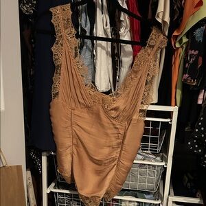 Elegant Lace-Trimmed Tan Tanktop